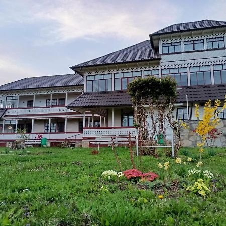 Padurea De Argint Βίλα Văratec Εξωτερικό φωτογραφία